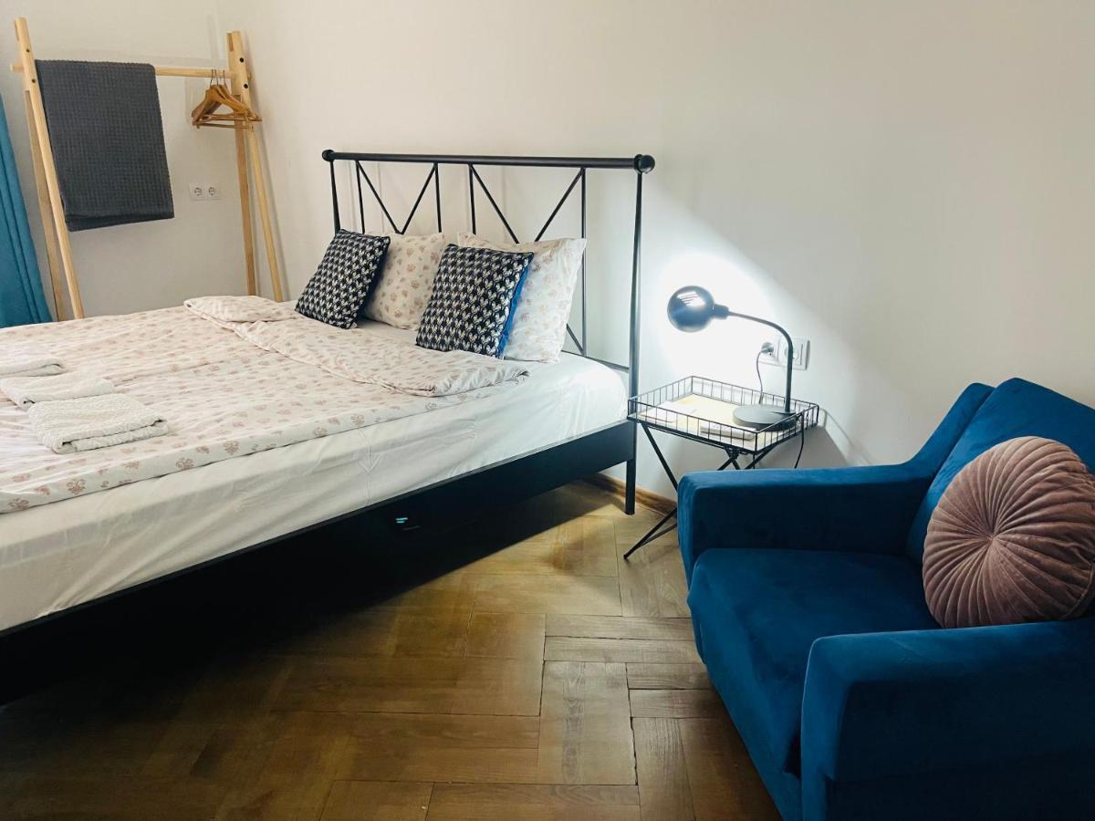 Guest House Third Floor 第比利斯 外观 照片