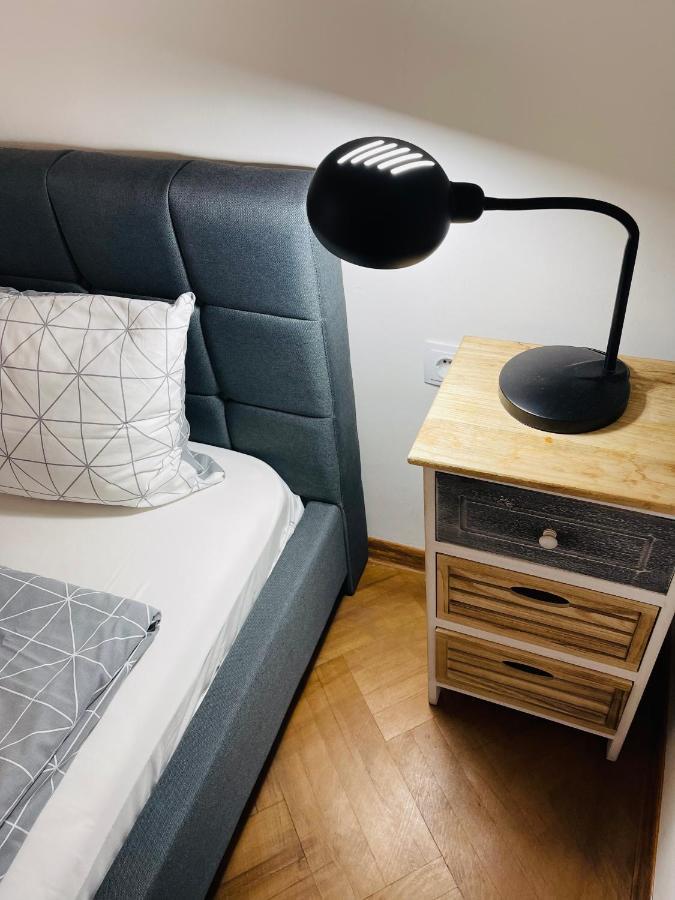 Guest House Third Floor 第比利斯 外观 照片