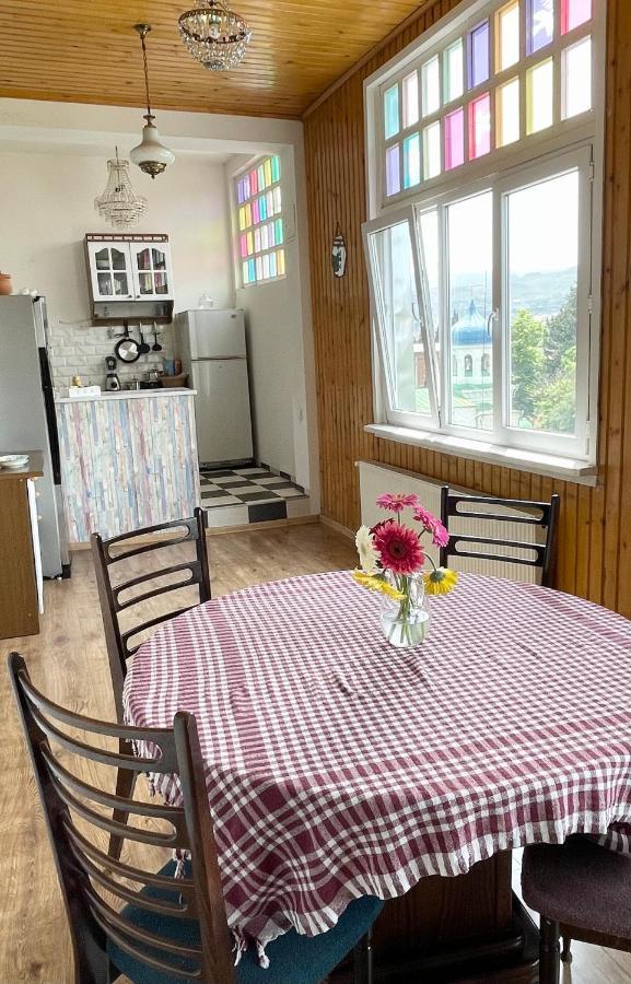 Guest House Third Floor 第比利斯 外观 照片