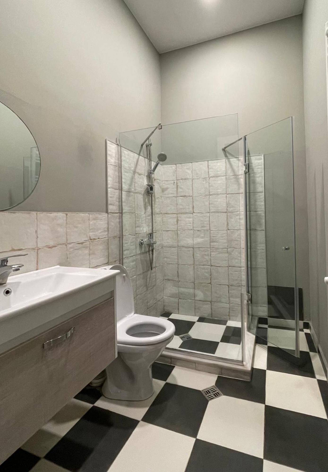 Guest House Third Floor 第比利斯 外观 照片