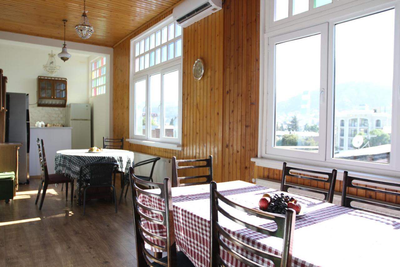 Guest House Third Floor 第比利斯 外观 照片